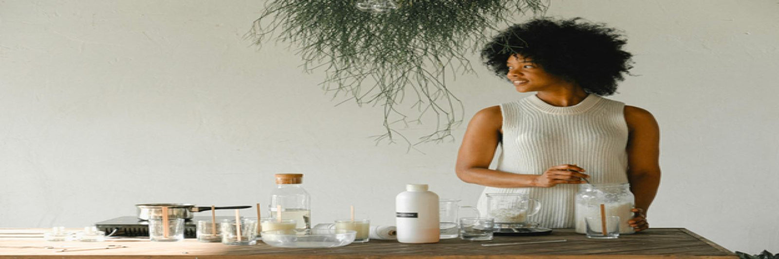 How to Host Your First Candle Making Class