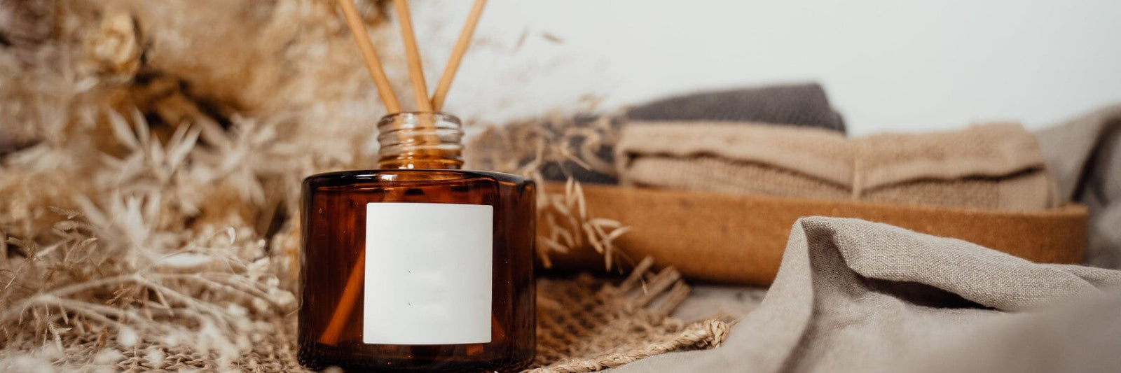 Reed Diffusers 101: A Fresh Take on Home Fragrance